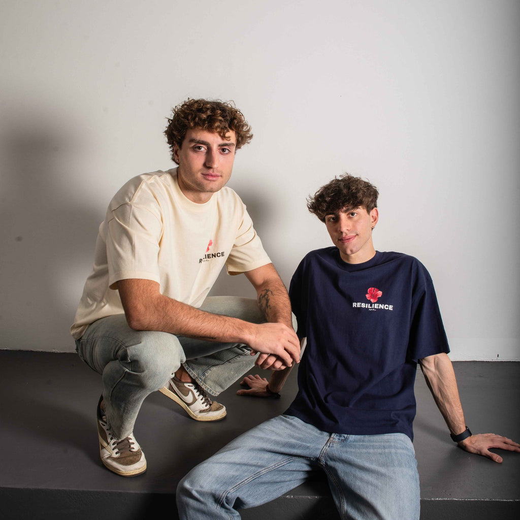 t-shirt blu navy Resilience